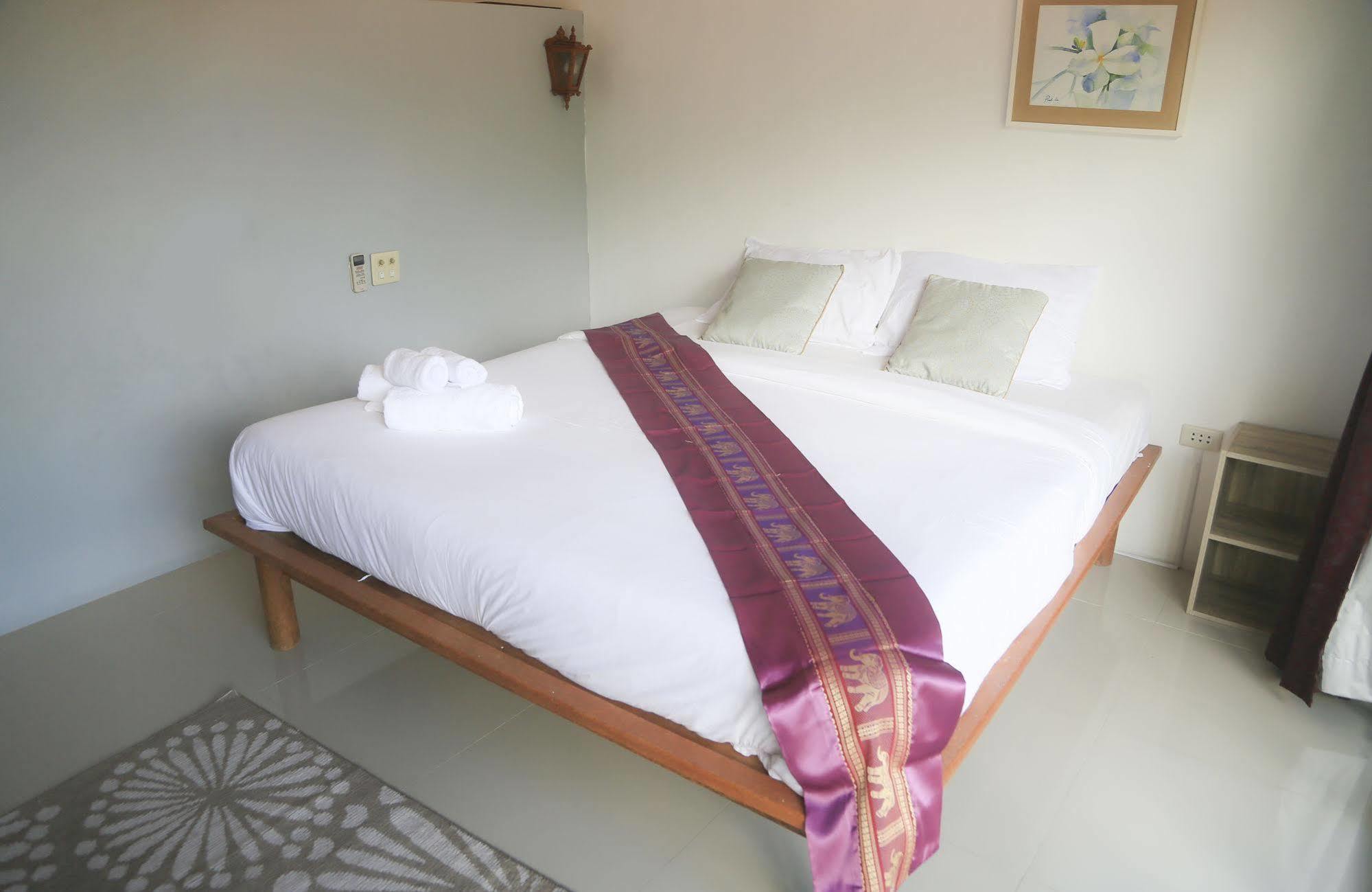 Boondaree Home Resort Praia de Kata Exterior foto